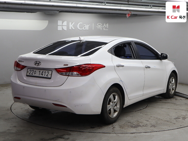 2013 - hyundai avante