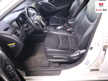 2013 - hyundai avante