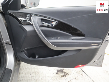 2011 - hyundai grandeur