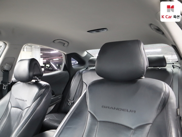 2011 - hyundai grandeur