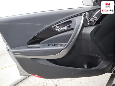 2011 - hyundai grandeur