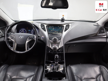 2011 - hyundai grandeur