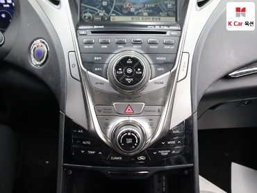 2011 - hyundai grandeur