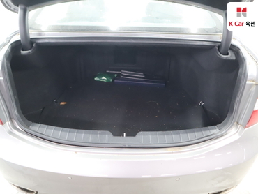 2011 - hyundai grandeur