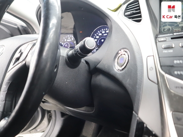 2011 - hyundai grandeur