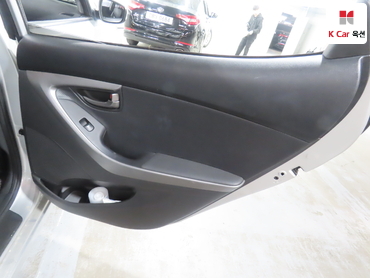 2013 - hyundai avante