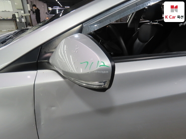 2013 - hyundai avante