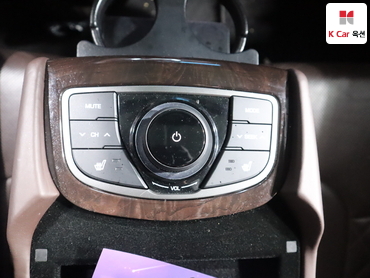2015 - hyundai aslan