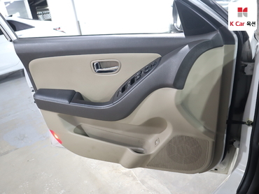 2010 - hyundai avante