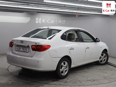 2010 - hyundai avante