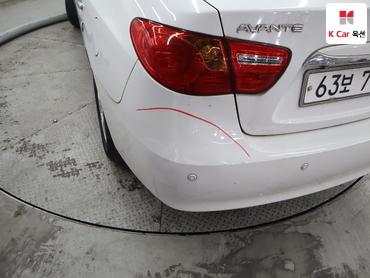2010 - hyundai avante