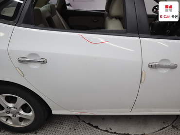 2010 - hyundai avante