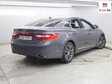 2013 - hyundai grandeur