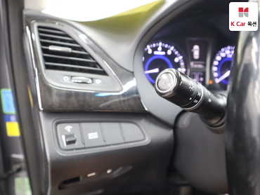2013 - hyundai grandeur