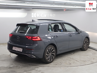 2023 - volkswagen golf