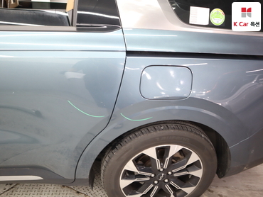 2023 - kia carnival