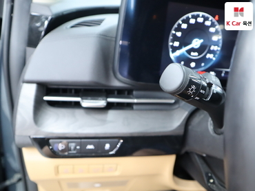 2023 - kia carnival