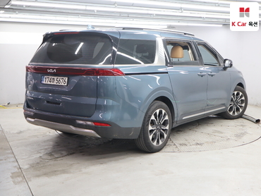 2023 - kia carnival