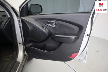 2011 - hyundai tucson
