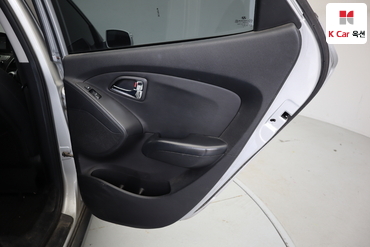2011 - hyundai tucson