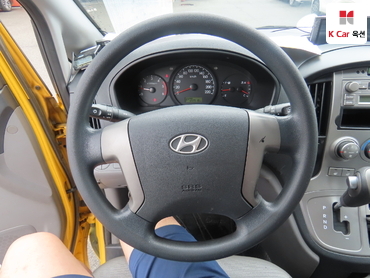 2009 - hyundai grand starex