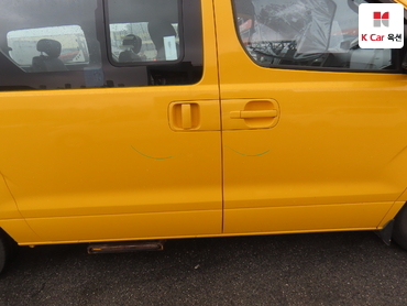 2009 - hyundai grand starex