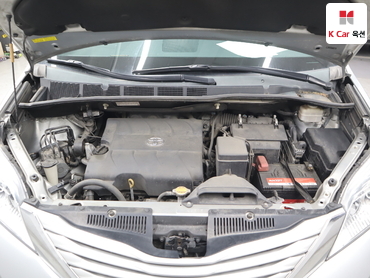 2014 - toyota sienna