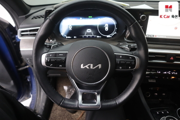 2023 - kia k5