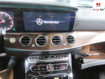 2017 - mercedes-benz e300