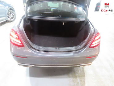 2017 - mercedes-benz e300