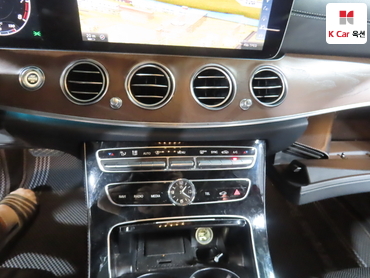 2017 - mercedes-benz e300