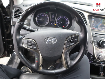2012 - hyundai grandeur
