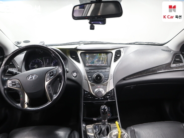 2012 - hyundai grandeur