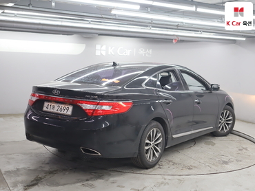 2012 - hyundai grandeur