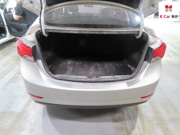 2015 - hyundai avante