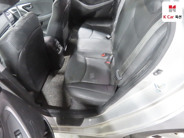 2015 - hyundai avante