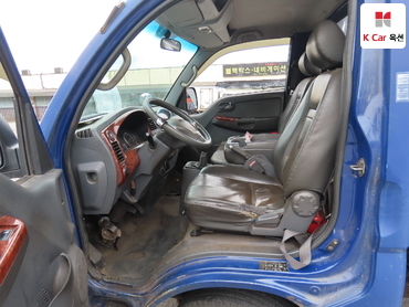 2009 - kia bongo iii