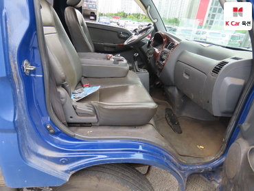 2009 - kia bongo iii