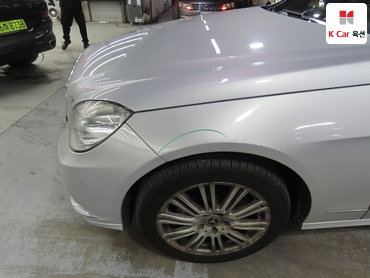 2011 - mercedes-benz e300