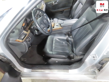 2011 - mercedes-benz e300