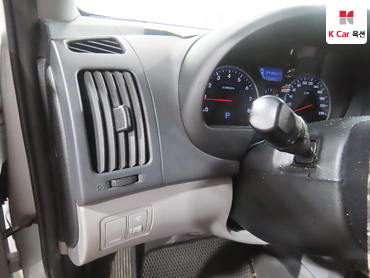 2010 - hyundai avante