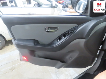 2010 - hyundai avante