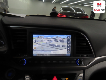 2018 - hyundai avante