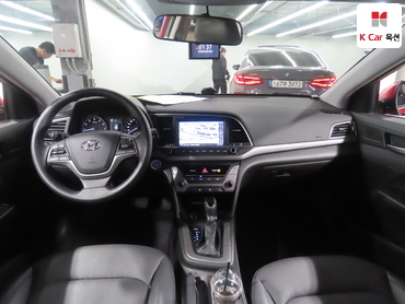 2018 - hyundai avante