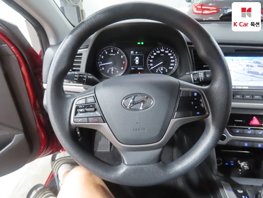 2018 - hyundai avante