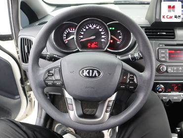 2013 - kia pride