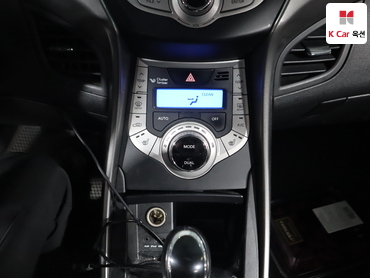 2012 - hyundai avante