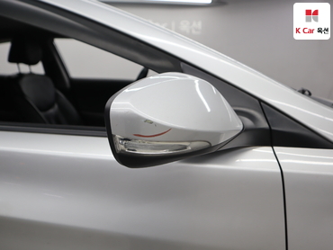 2012 - hyundai avante