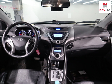 2012 - hyundai avante