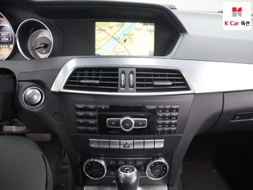 2012 - mercedes-benz c200